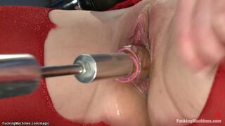 Redhead beautiful babe machine anal fucked