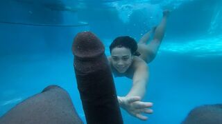 Underwater Sex Amateur Teen Crushed By huge black dick huge black dick