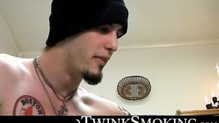 Straight jocks Billy da Kidd & Axel fires up smoke & start their shaft rockin