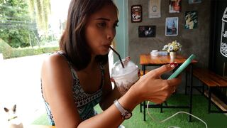 Thai Girlfriend morning blowjob & sex in afternoon after a coffee date